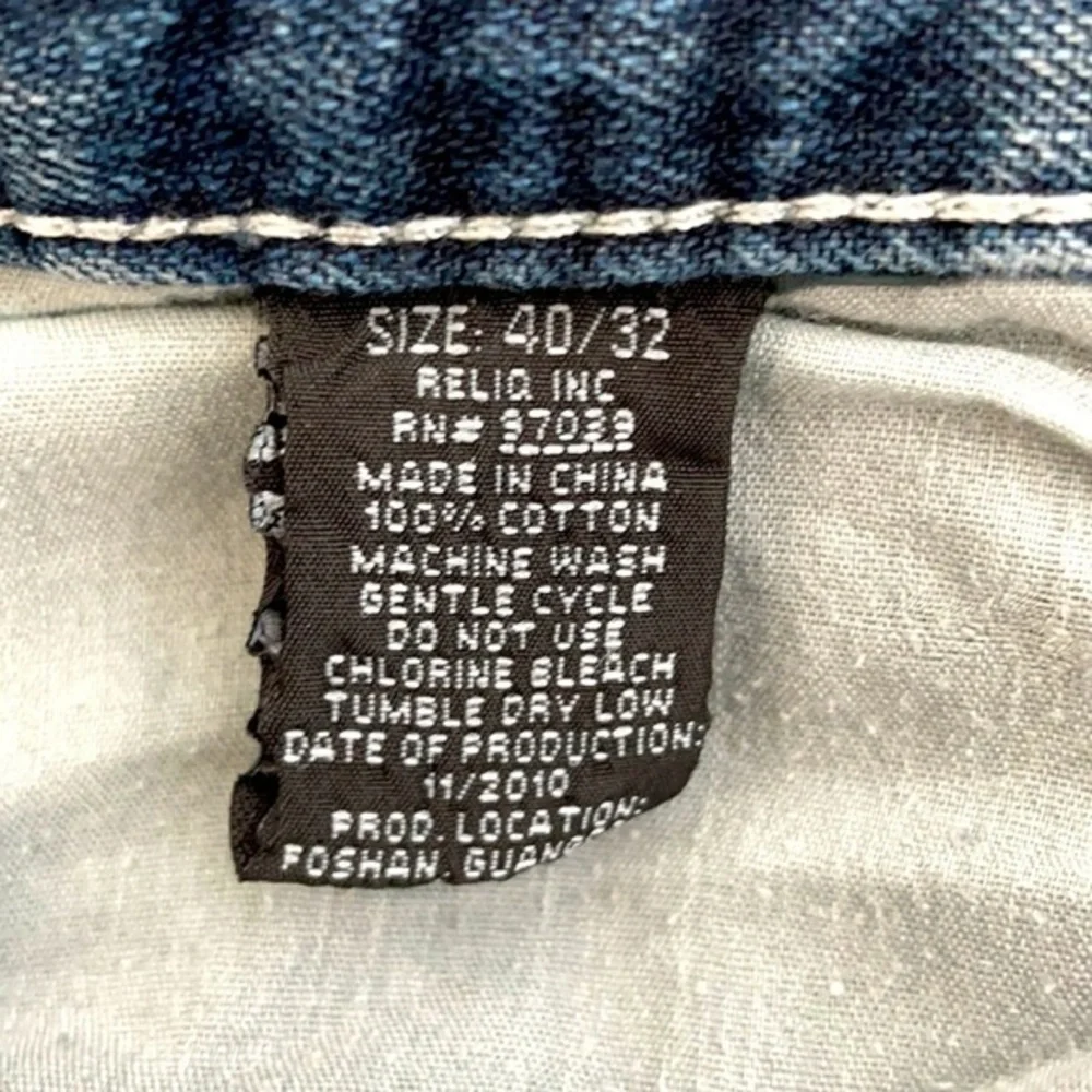 FIEND | Men’s Faded Wash Dark Blue Jeans Waist Size 40 Length 32
